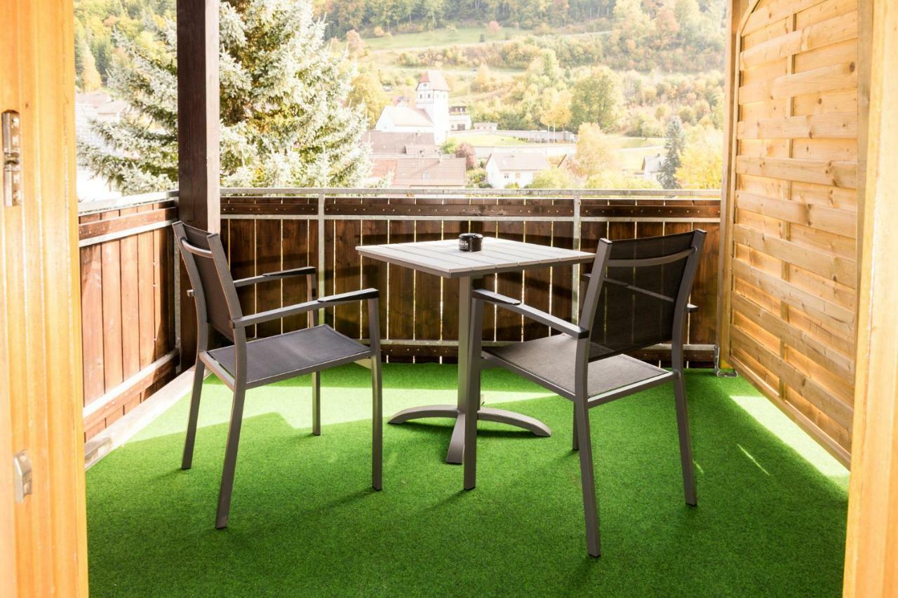 Hotel Gasthof Stern Nusplingen Bagian luar foto