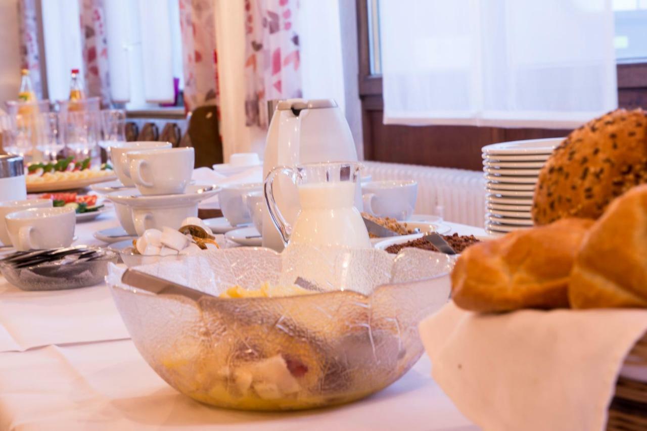 Hotel Gasthof Stern Nusplingen Bagian luar foto