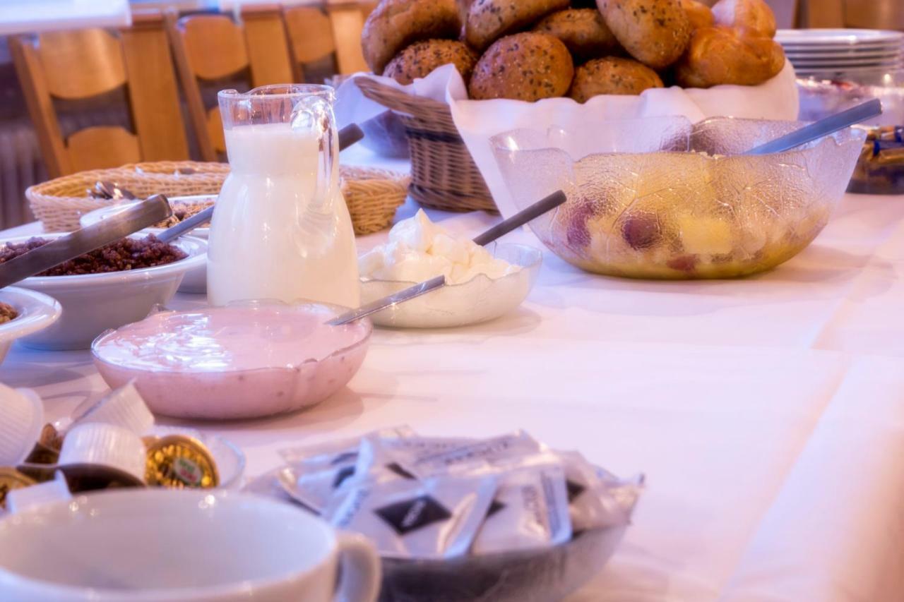 Hotel Gasthof Stern Nusplingen Bagian luar foto